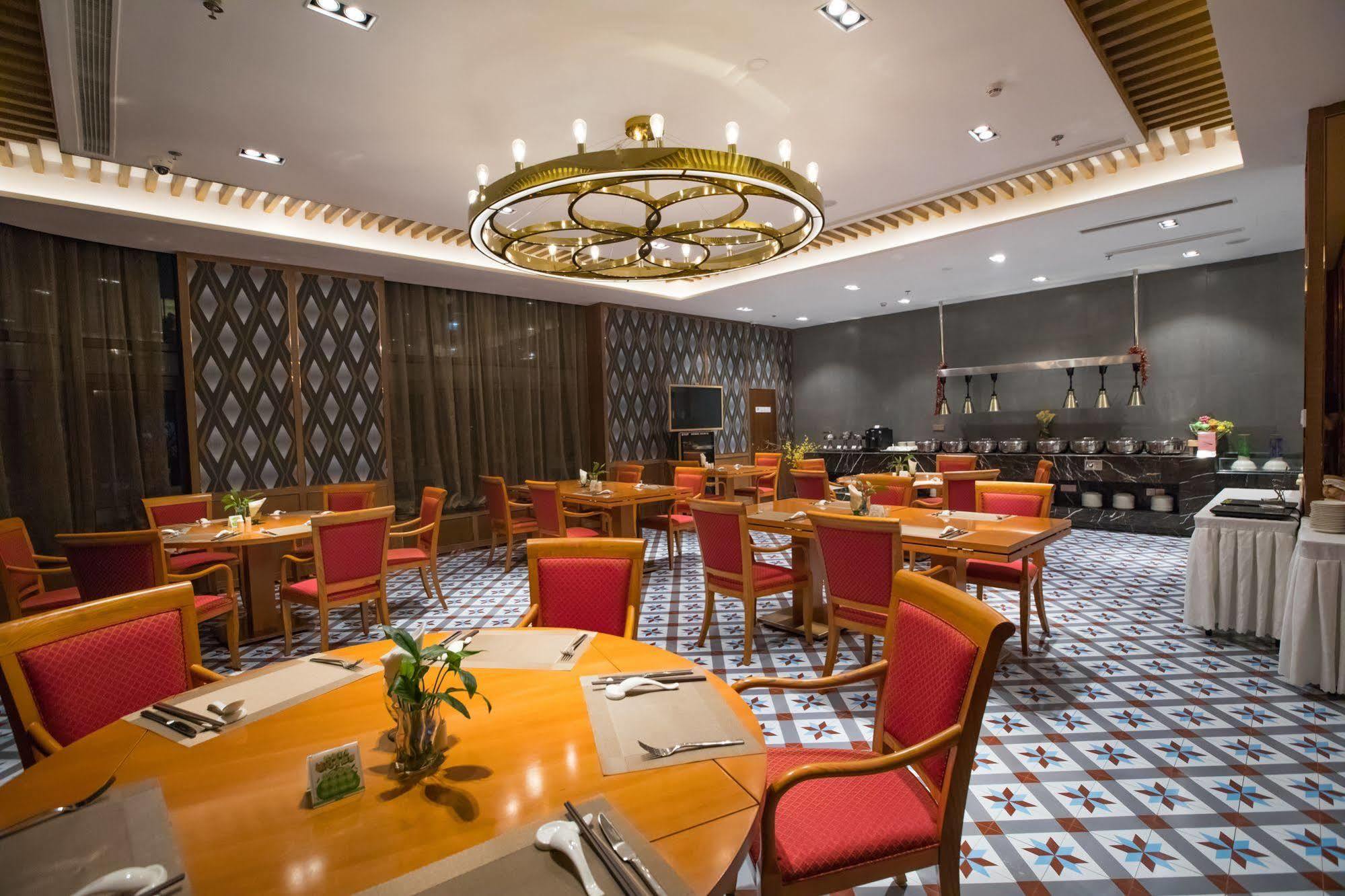 Ramada Shanghai Songjiang Eksteriør billede
