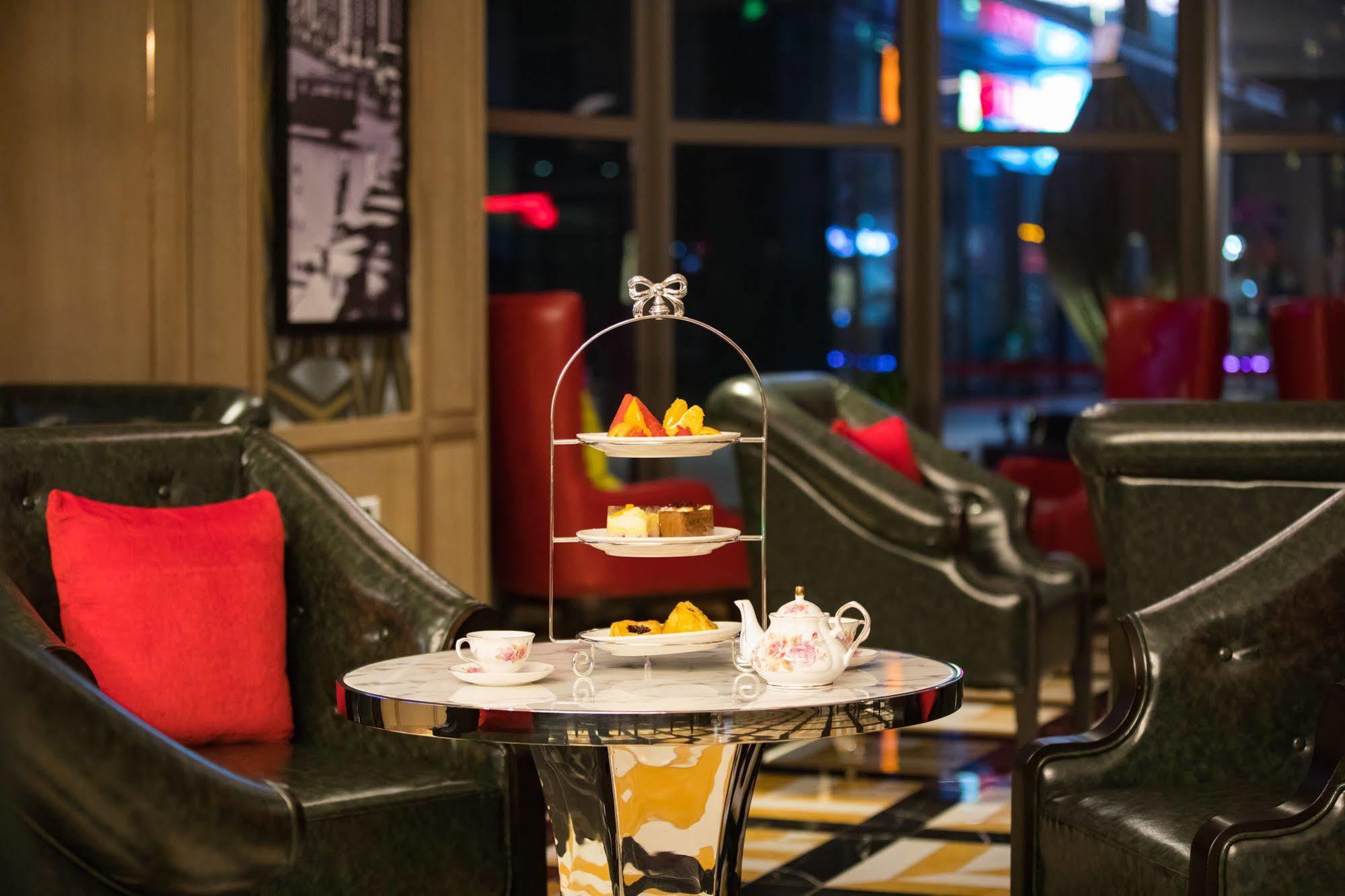 Ramada Shanghai Songjiang Eksteriør billede